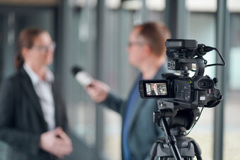 News und Stories, Titelbild